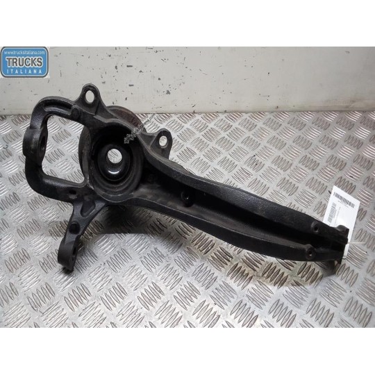 MONTANTE COMPLETO DESTRO VOLKSWAGEN Touareg 2002>2007 usato