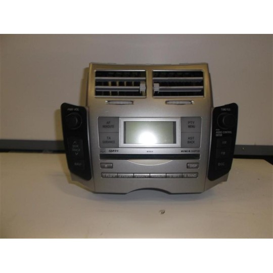 CAR RADIO TOYOTA Yaris 2005>2008 used