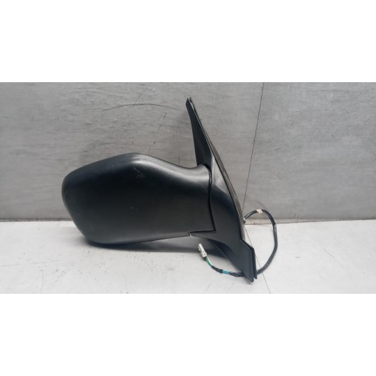 RIGHT ELETRIC REAR-VIEW MIRROR  NISSAN Serena 1991>1999 used