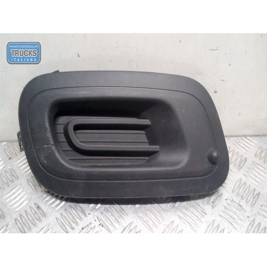 GRIGLIA PARAURTI ANT.DX FIAT Panda 2012> usato