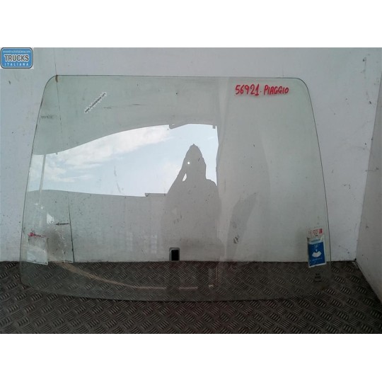 FRONT WINDSHIELD PIAGGIO Porter used