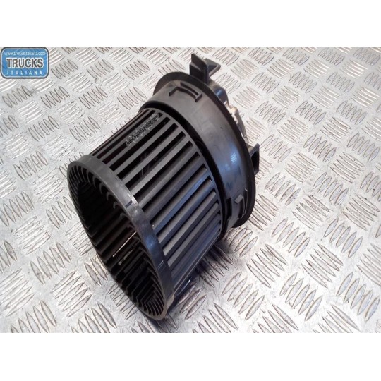 MOTORINO VENTILAZIONE INTERNA PEUGEOT 308 2007>2011 usato