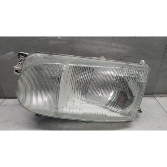 FARO ANTERIORE SINISTRO NISSAN Serena 1991>1999 usato