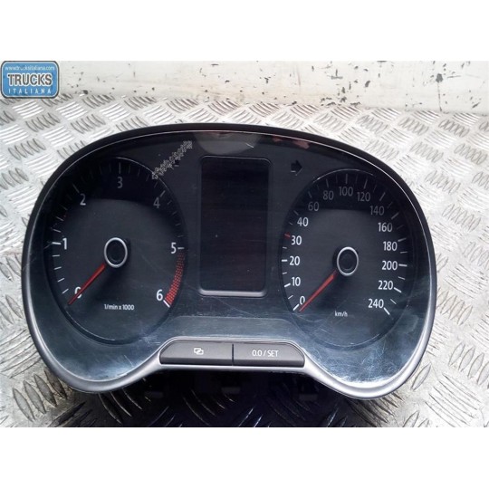 INSTRUMENT PANEL VOLKSWAGEN Polo 2009>2014 used