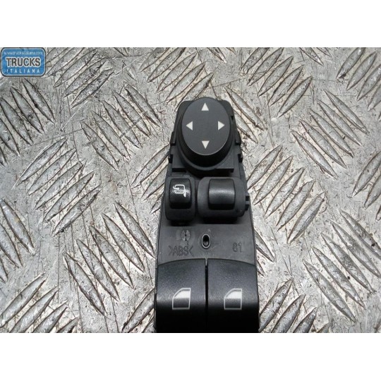 VARIOUS SWITCHES AND BUTTONS A
 BMW Serie 5 (F10/F11) 2010> used