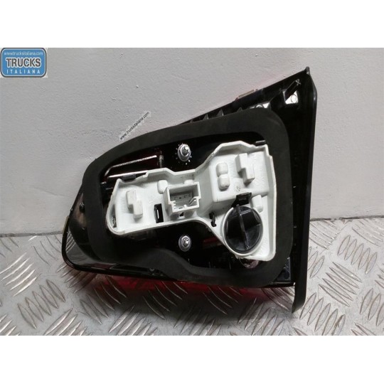 FARO POSTERIORE INTERNO SINISTRO VOLKSWAGEN Golf 7 2012>2016 usato