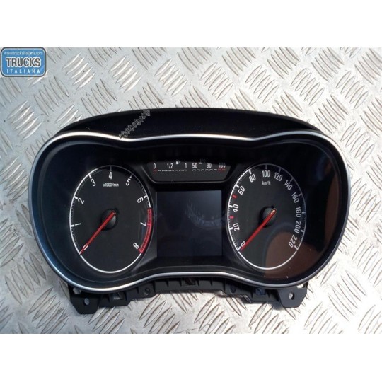 INSTRUMENT PANEL OPEL Corsa E 2014> used