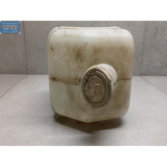 VASCHETTA ACQUA TERGI PARABREZZA IVECO 190-42 usato